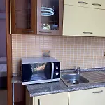 Apollonia Apartamento *