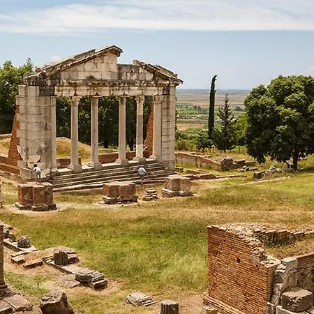 Apollonia Fier
