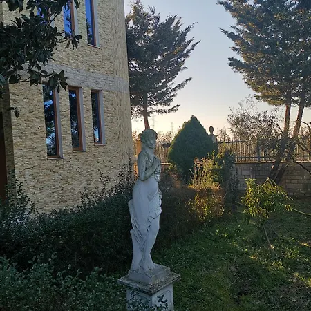 Apollonia