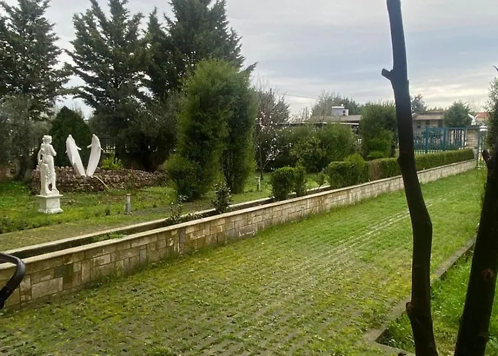Albanian Apollonia Appartamento Fier