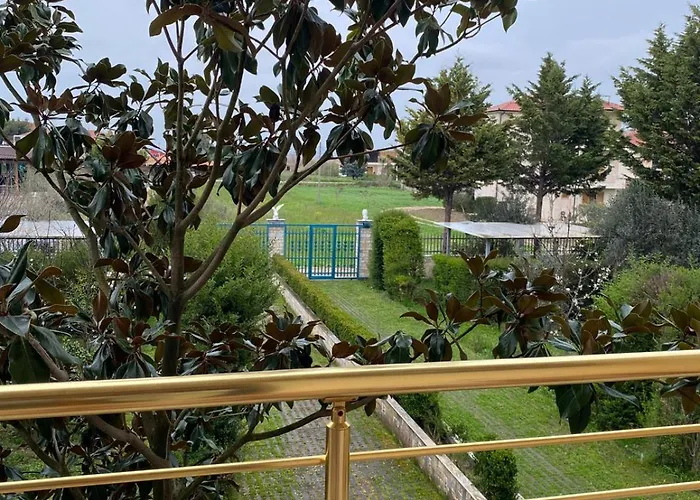 Albanian Apollonia Appartamento Fier